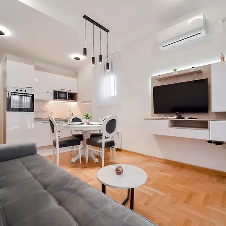 L&m-royal S3 * Zlatibor